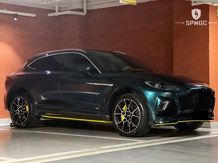 New Product for Aston Martin DBX Body Kit DBX Carbon Fiber Front Bumper Side Skirt Diffuser Spoiler