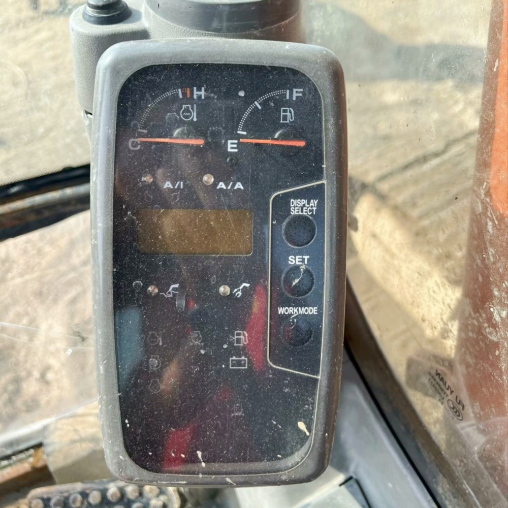 12ton Used Excavator Hitachi ZX120 Heavy Duty Road Construction