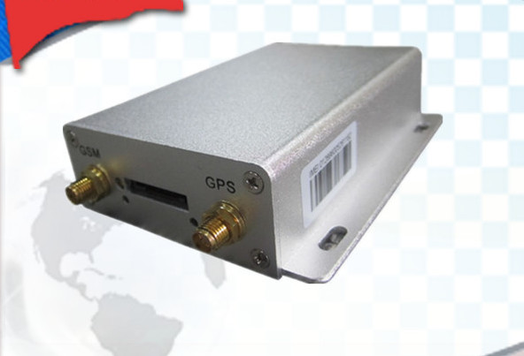 RS232 RS485 Fuel Sensor GPS Tracker HSZ303 Mult i- Function For Bus
