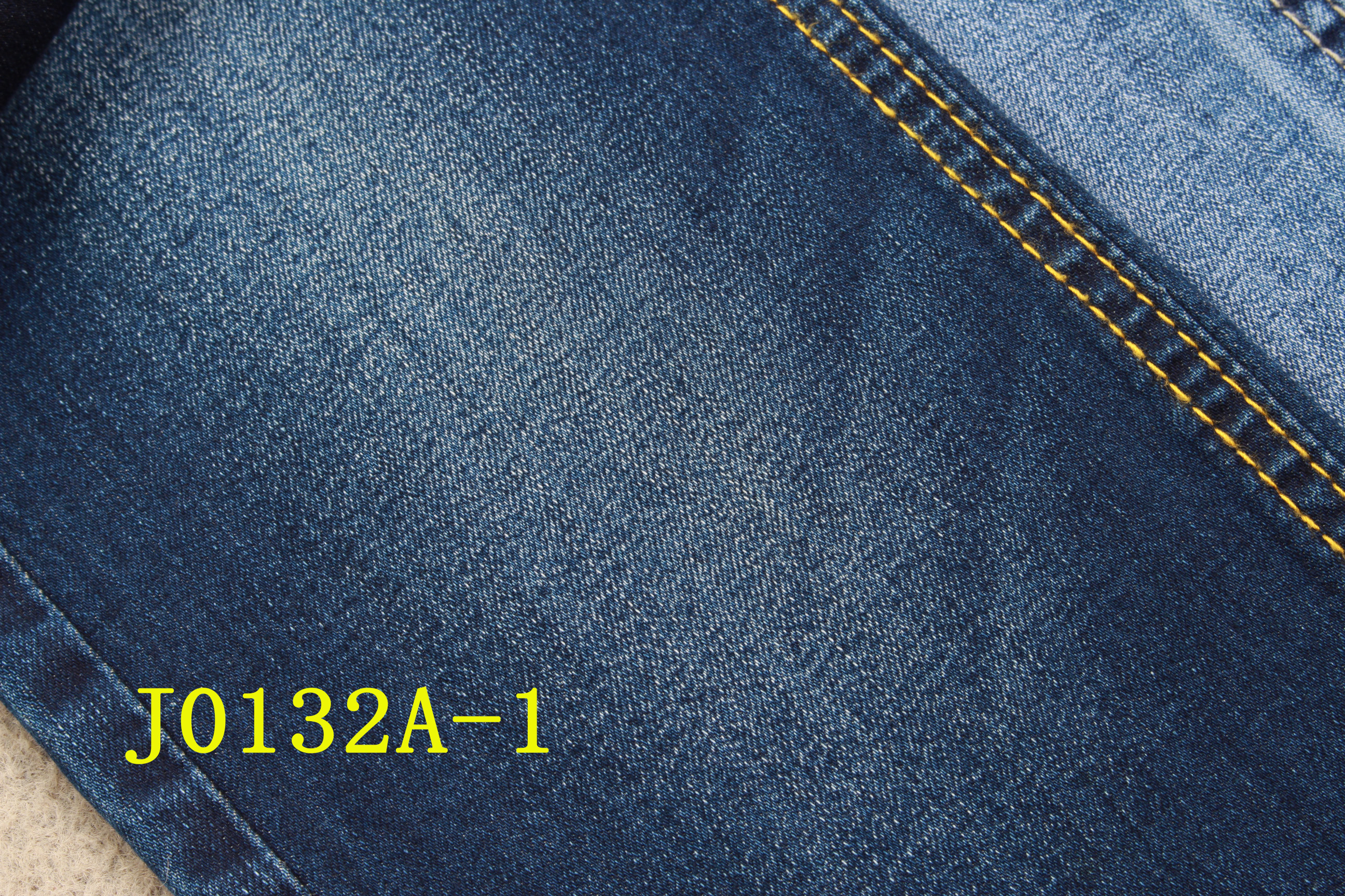 8Oz 62/63'' Denim Fabric High Spandex Warp Slub Style For Jeans