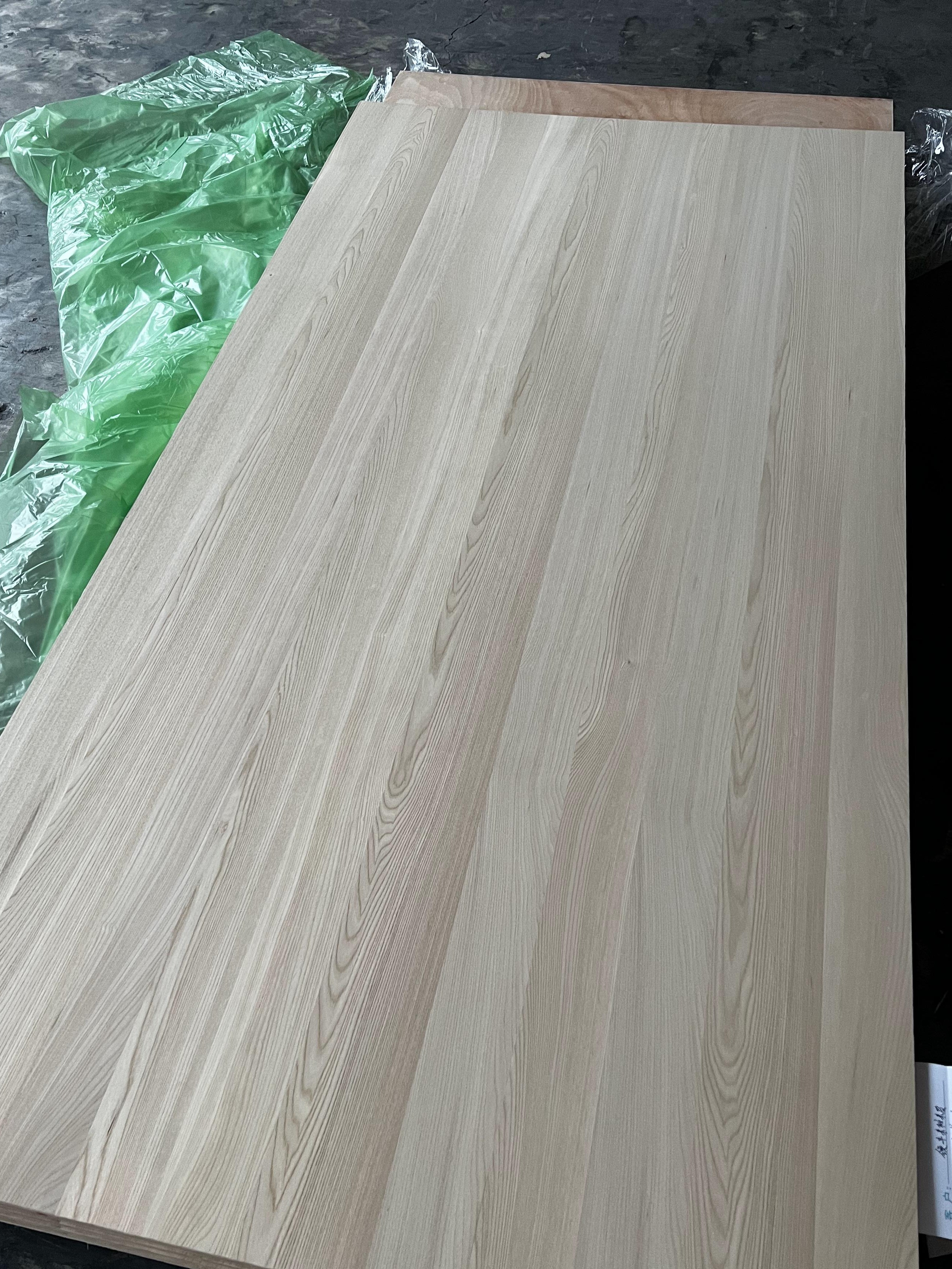 Natural Elm Wood Veneer 0.2mm 0.3mm 0.5mm 1mm 2mm 3mm Mountain Grain Flat Cut Elm Veneers Wood Sheet