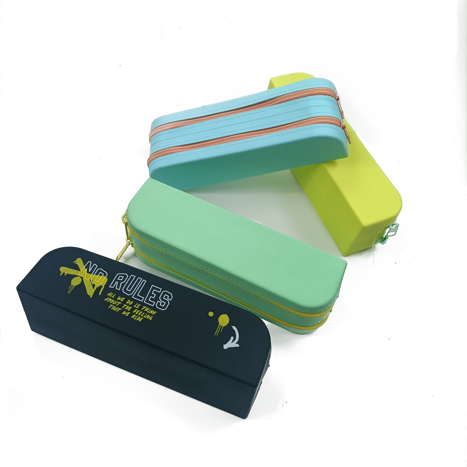 Non-toxic Colorful Silicone Waterproof Pencil Pouch for Office and School Supplies