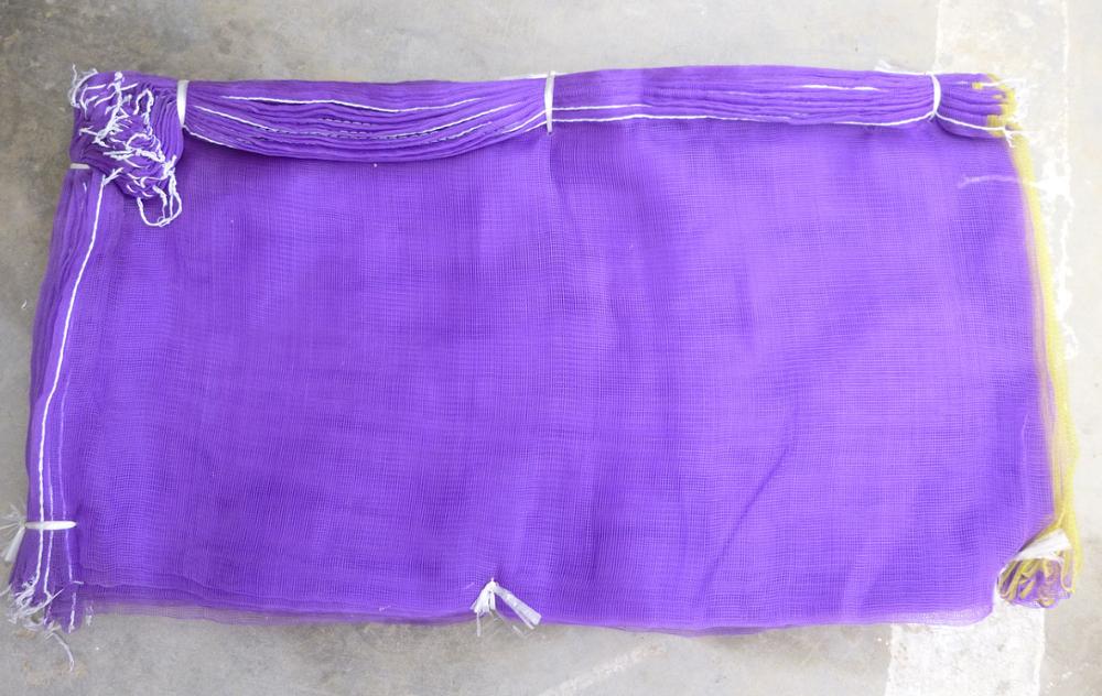 Thickness Customer's Demands Polypropylene Mesh Net Bag on Roll for Vegetables Fruits