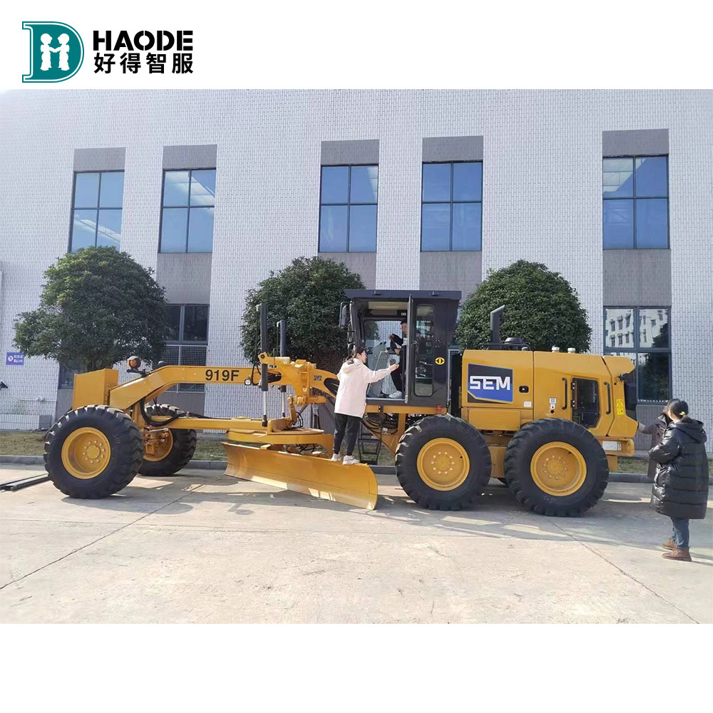 Caterpillar 140G Motor Grader for Your Construction Needs at 44 km/h Forward Speed