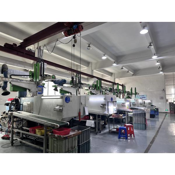 Wearable Breast Feeding Device Breastfeeding Women Breast Pump Pumped Breast Milk Storage