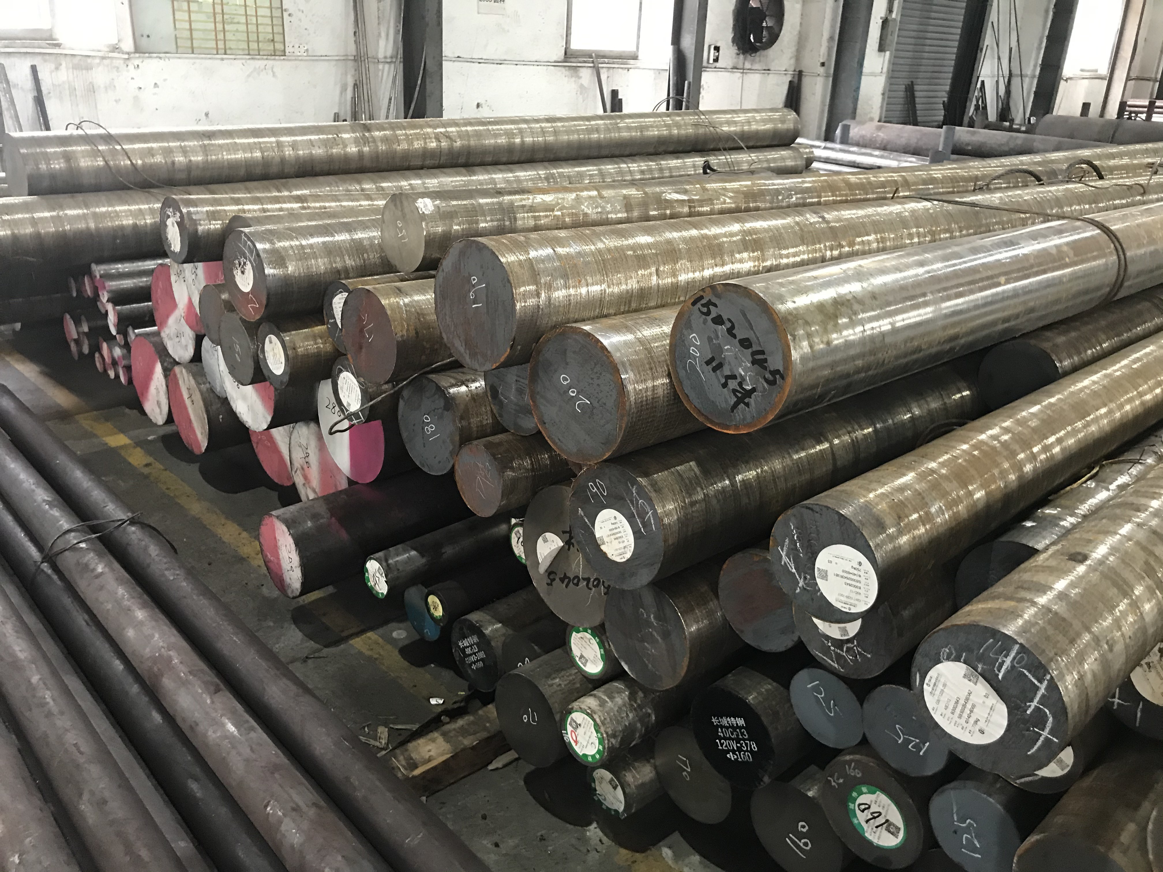 High Ductility 1.6582 Alloy Structure Forged Steel Round Bar