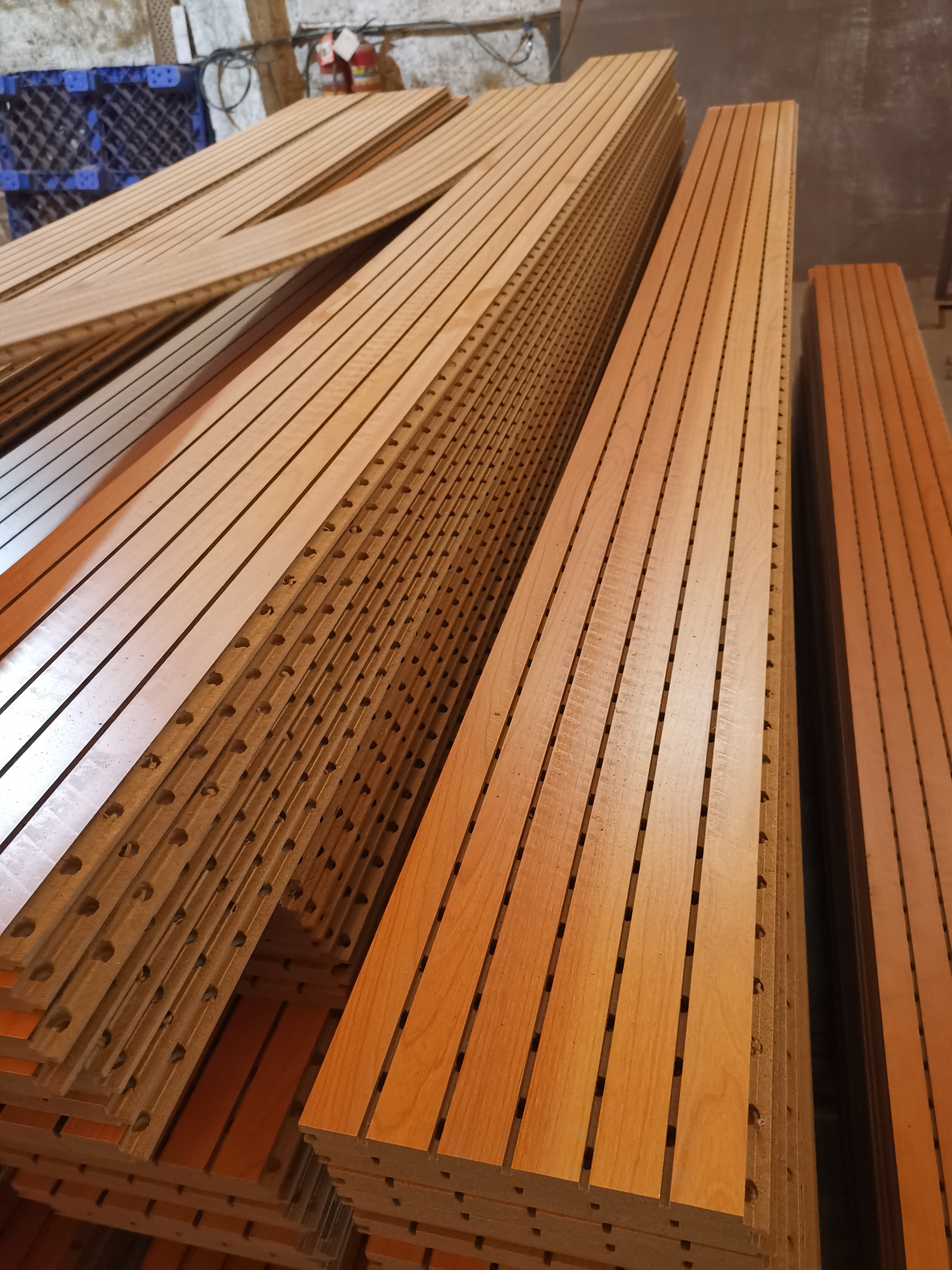 China wholesale oem available grooved modern sound proof wall natural oak wood acoustic panels for Auditorium