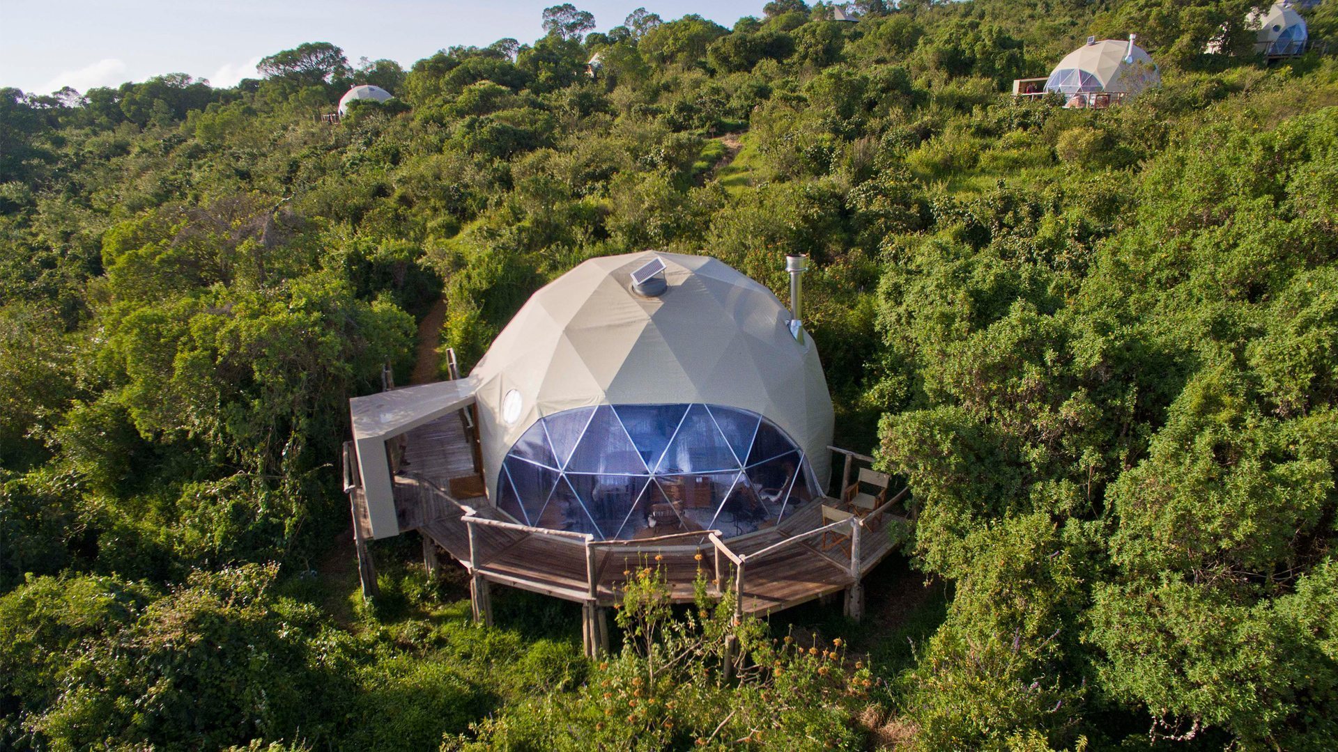 Diameter 6m Glamping Igloo Tent Round Transparent Luxury Giant
