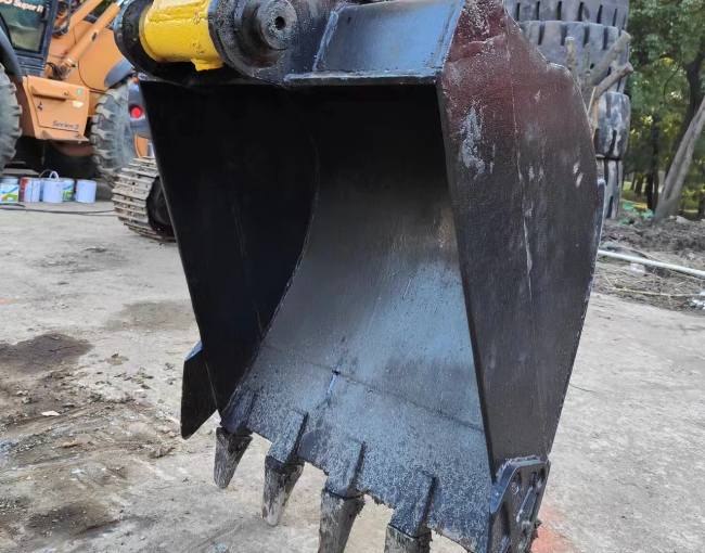 Komatsu PC55 Excavator Bucket