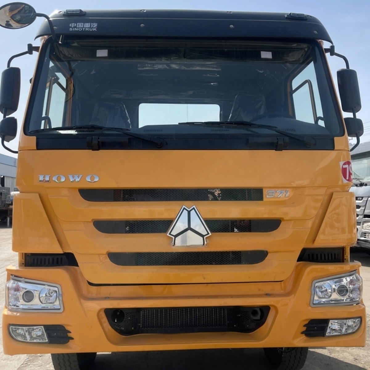 Used Yellow SINO TRUCK 10 Wheeler RHD 30tons 6x4 HOWO Tipper Dump Truck 375 Dump Truck with Gross Vehicle Weight 15-20T