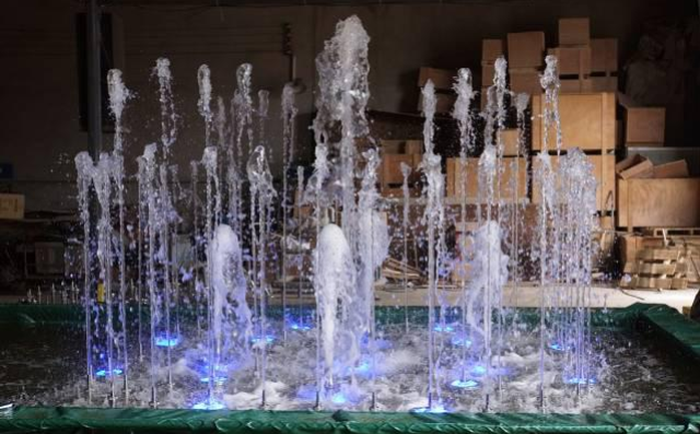 Stainless Steel Portable Fountain Signal Control High Spray