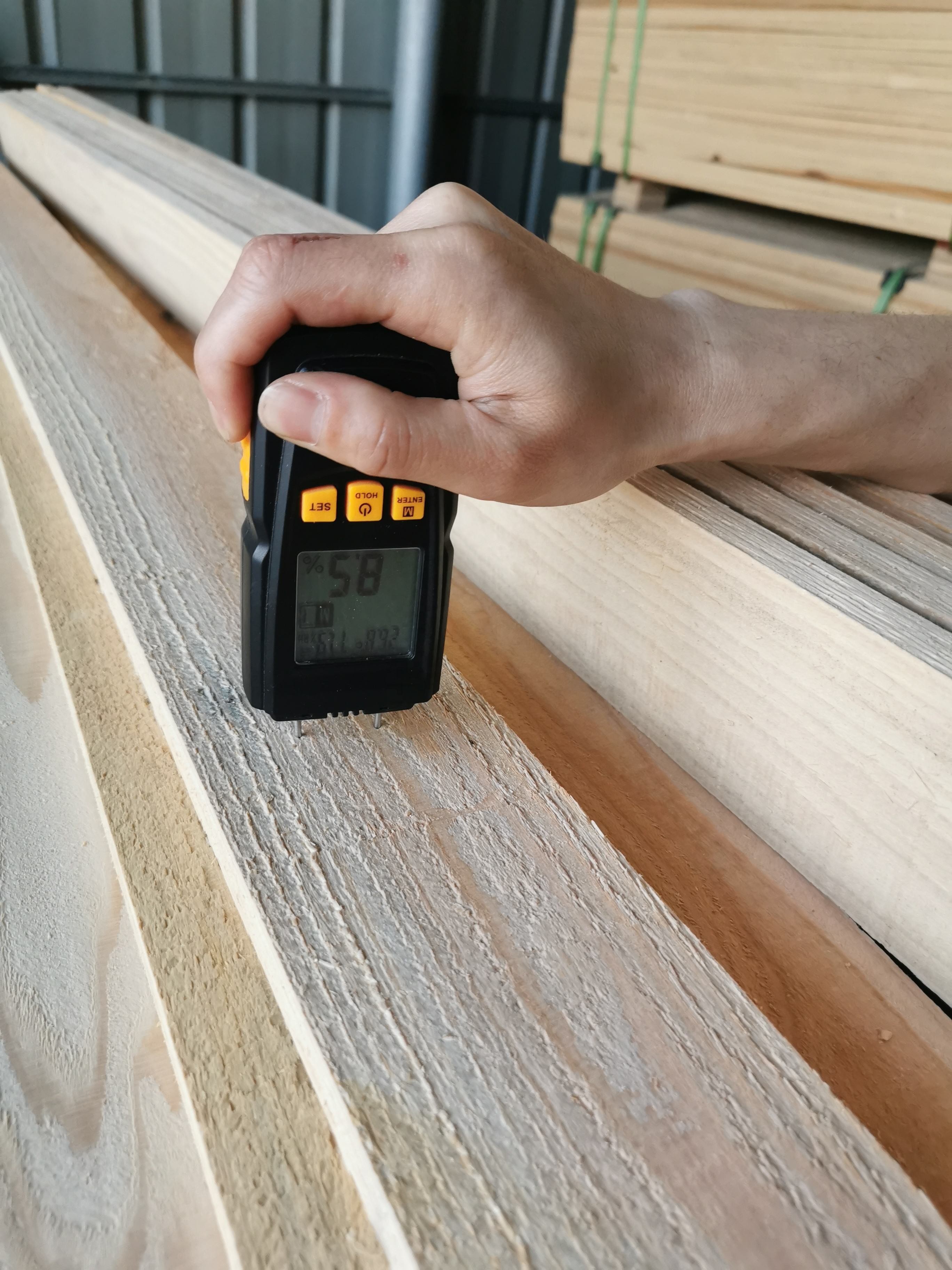 Customized Outdoor Cedar Wood Fence For Garden Decoration Good Stability