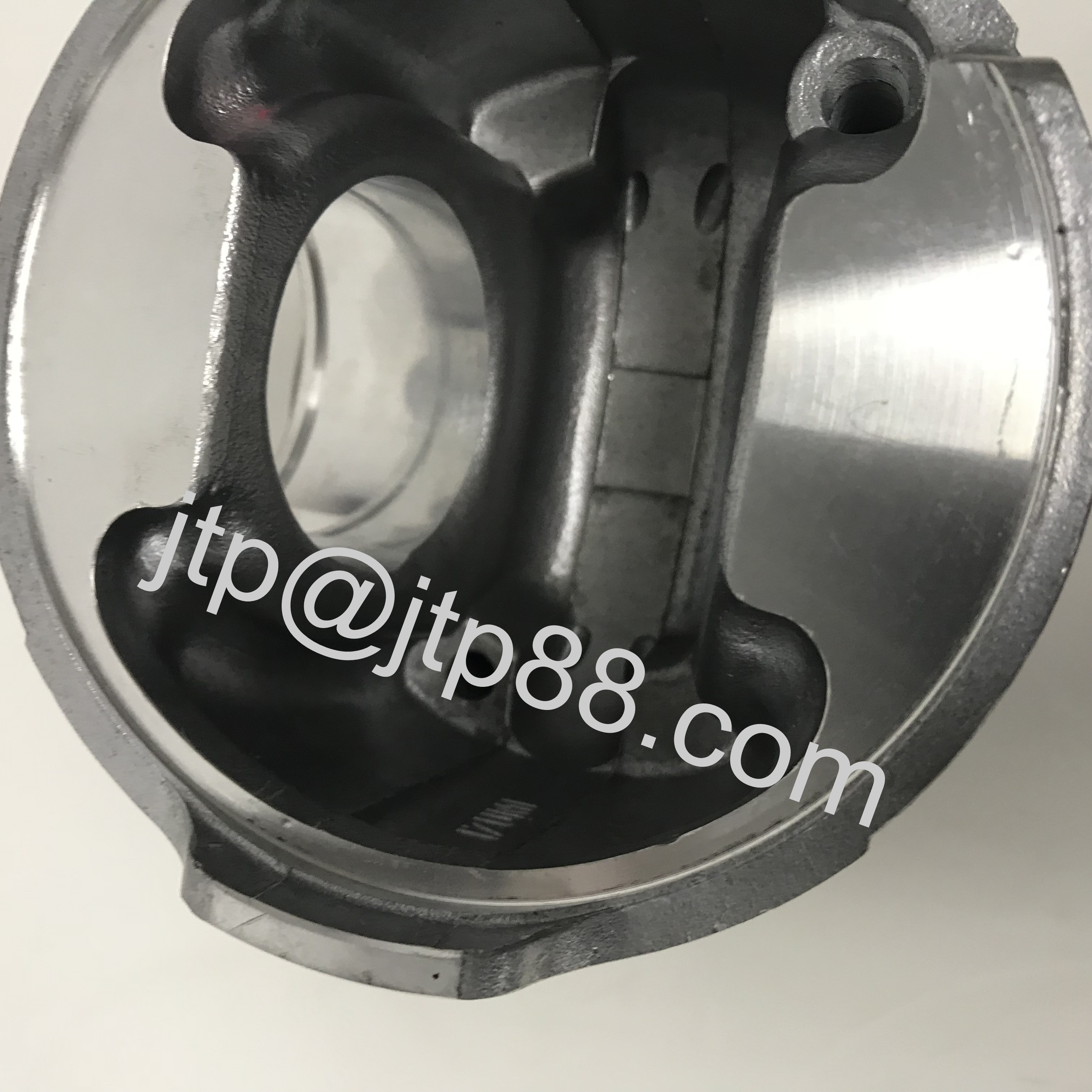 Hyundai Liner Piston Kit 23411-45500 D4dd Hd78 Excavator Diesel Engine Spare Parts
