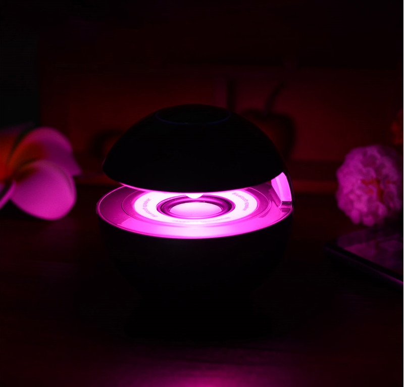 Colorful Mini Portable Bluetooth Speakers , Outdoor 500mAh Tiny Bluetooth Speaker
