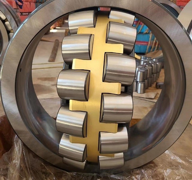 24164MB 24176MB Spherical Roller Bearing Self Aligning CC CA Bearing 320x540x218MM