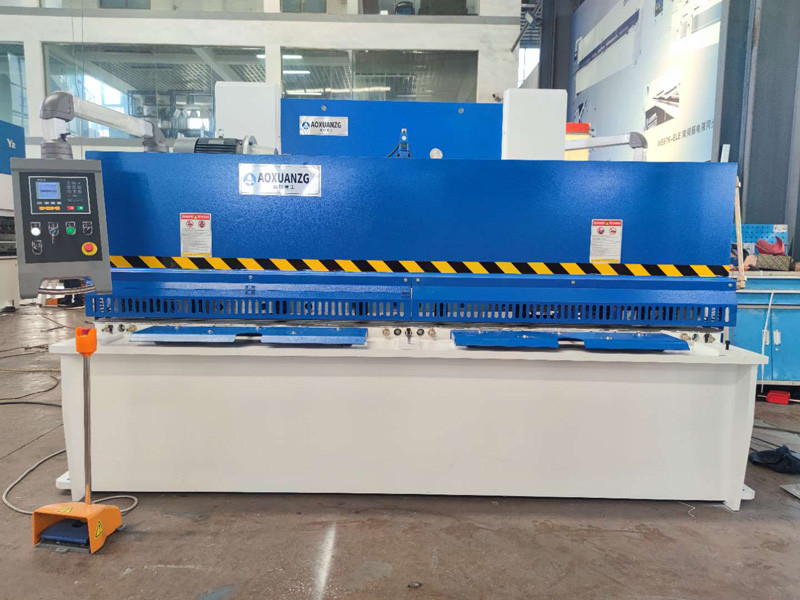 QC11K-4*2500 Hydraulic Guillotine Shear Machine Swing Cutter 5.5kw