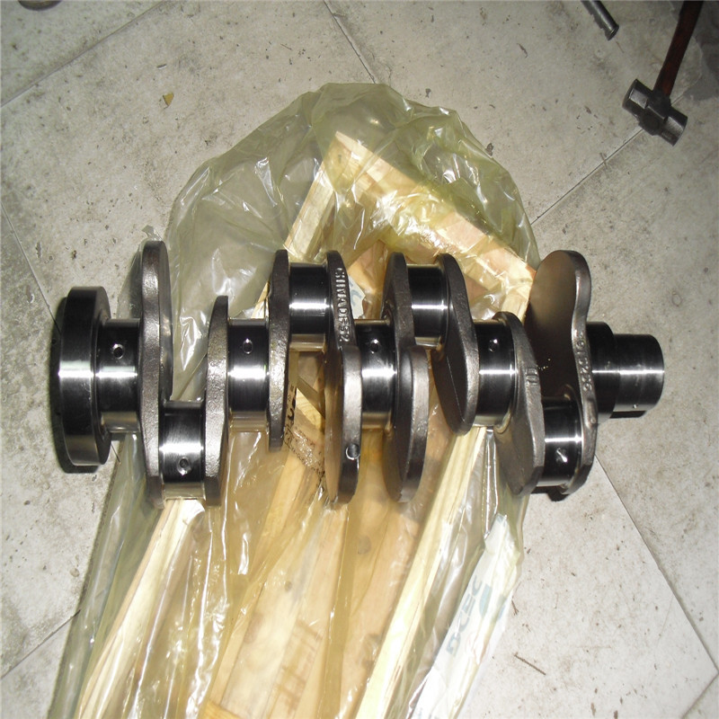 Forged Steel Crankshaft For Komatsu 4D95E 4D95S Casting Crankshaft 6202-33-1100