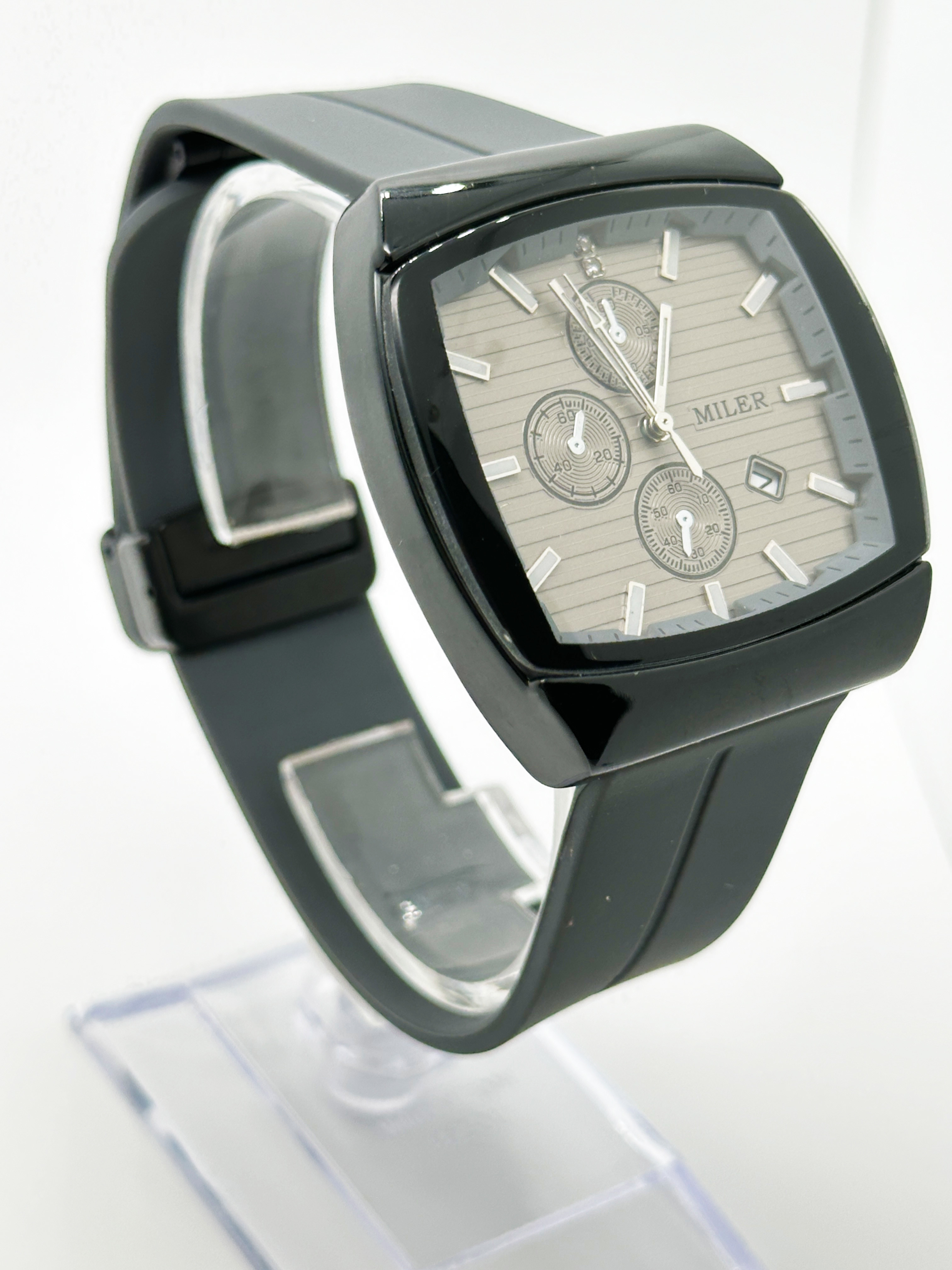Fashion Style Business Men Quartz Wrist Watch With Silicone Strap