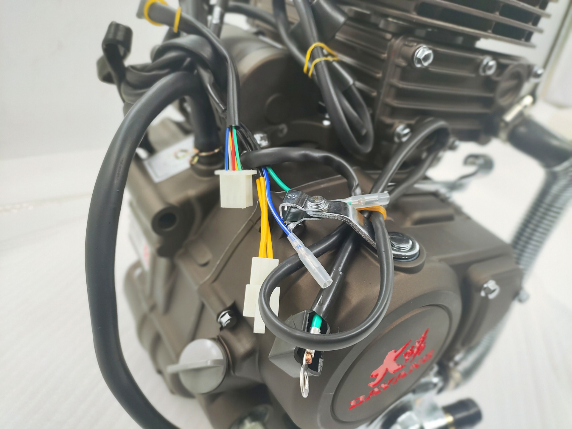 Electric/Kick Start DAYANG MOTOR 175cc Three Wheel Motorcycle Engine with Water Pump