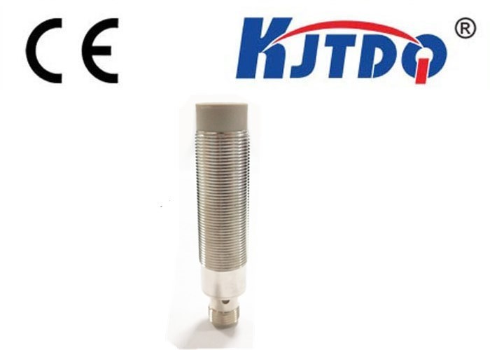M18 Metal Detector Sensor , Proximity Sensor Switch Long Distance Flush Type