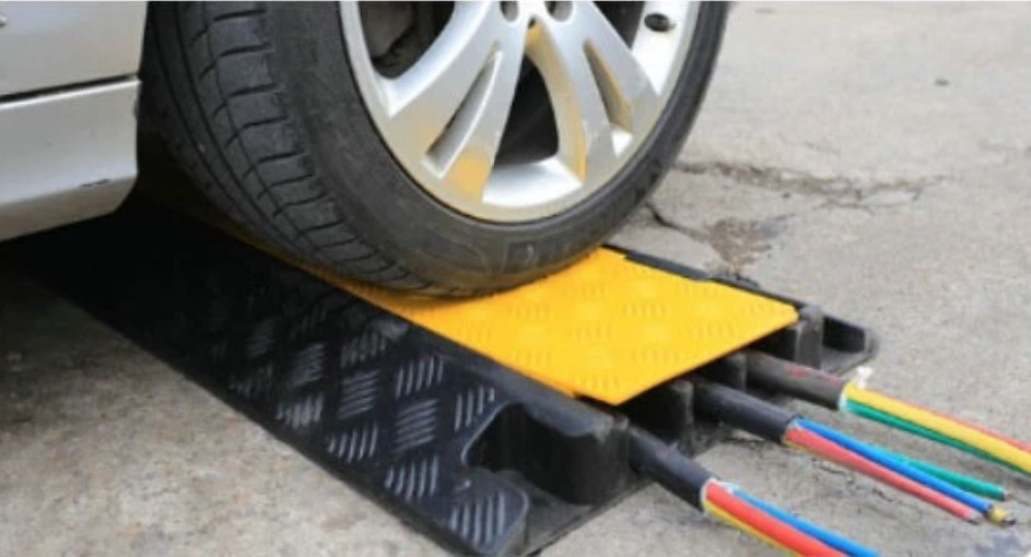 Pipes Wire Rubber 5 Cable Heavy Duty Speed Bump