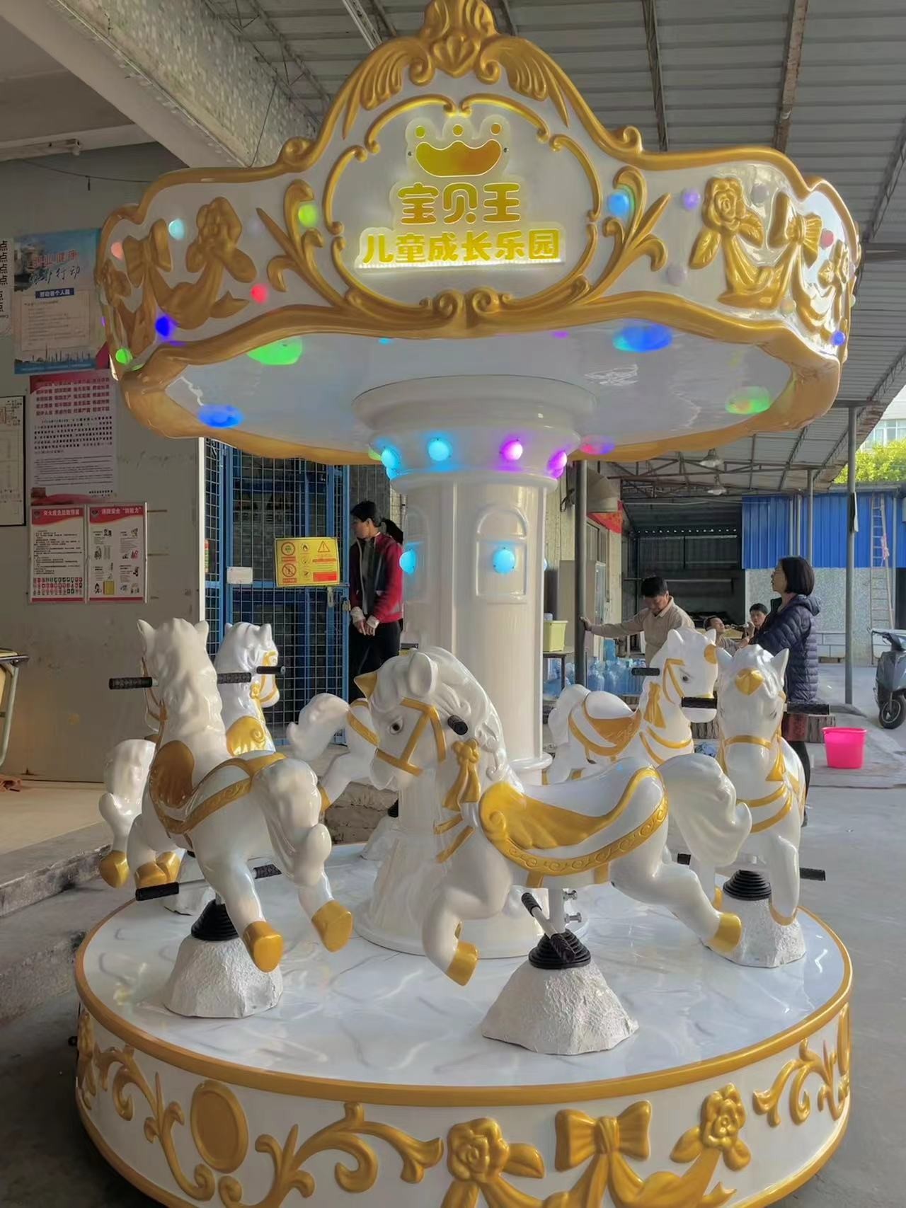 Attractive 3 Seats Mini Fairground Rides Small Carousel Merry Go Round For Shopping Mall