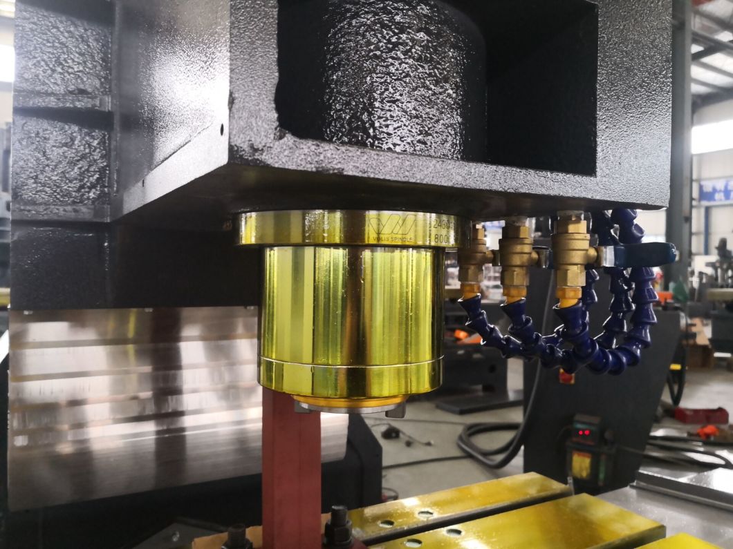 High Precision CNC Milling Machine Center Vmc850L