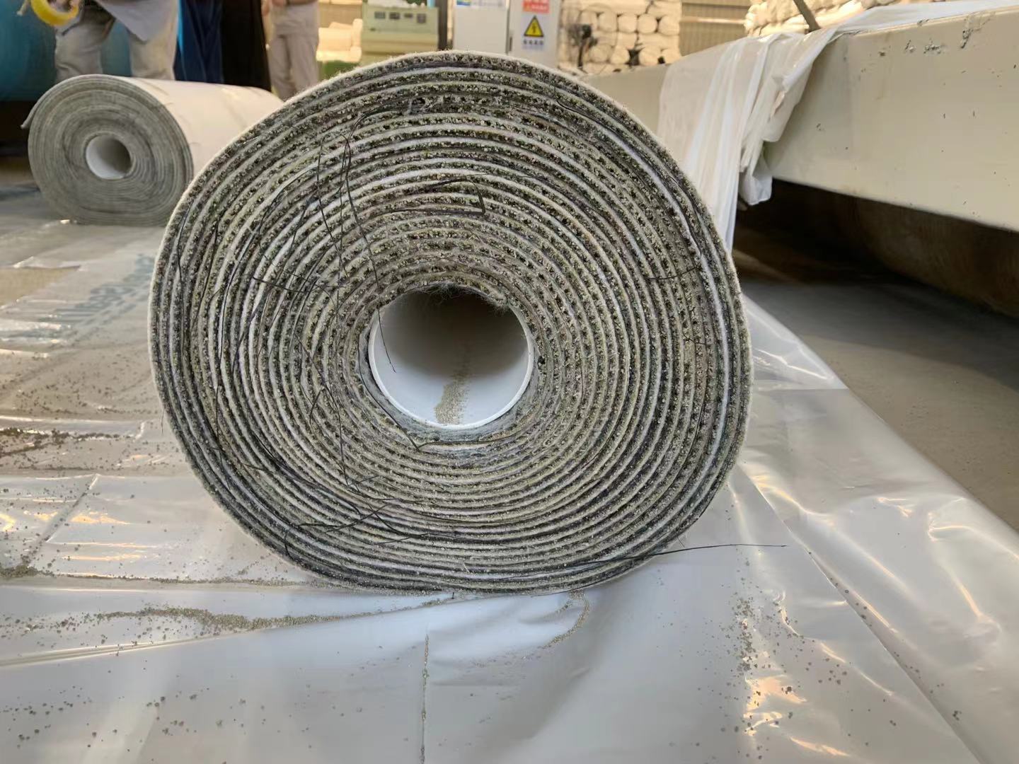 Modern Design White Waterproof Geosynthetic Clay Liner GCL for Landfill and Ponds