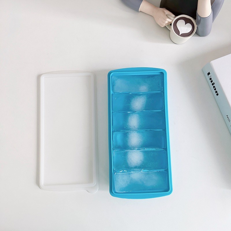 Silicone Ice Cube Trays for Water Bottles 12 Cavity Ice Cube Mold Easy Release Long Ice Cube Sticks Dishwasher Safe