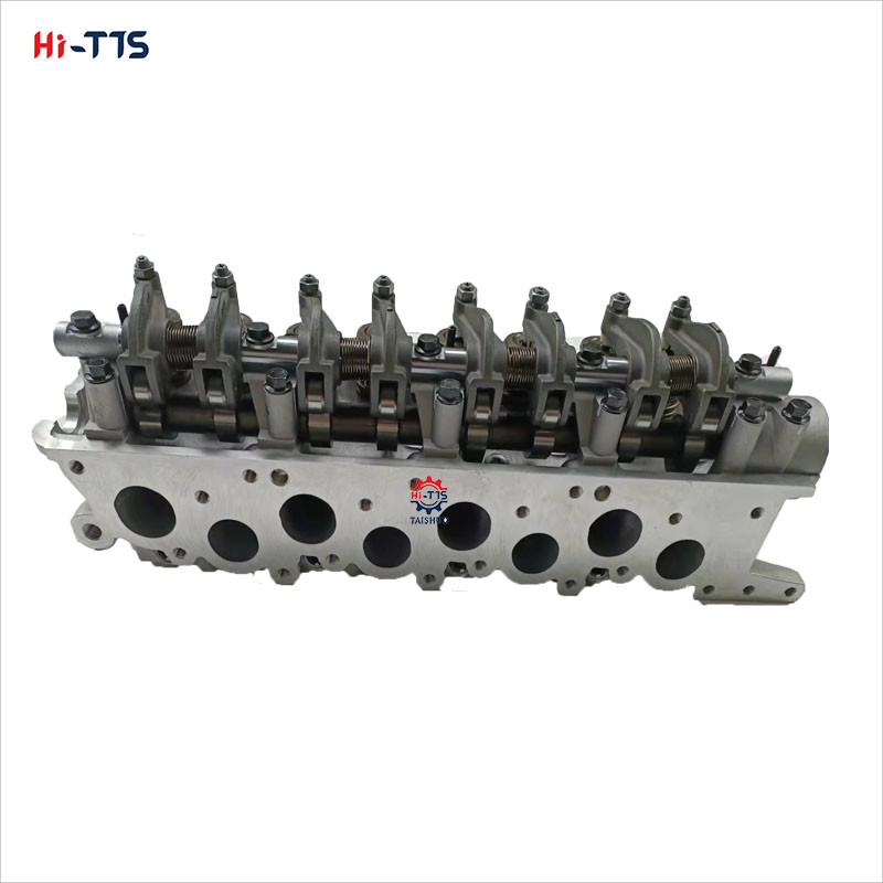 22100-42700 Cylinder Head For 4D56 Kom-atsu Engine.