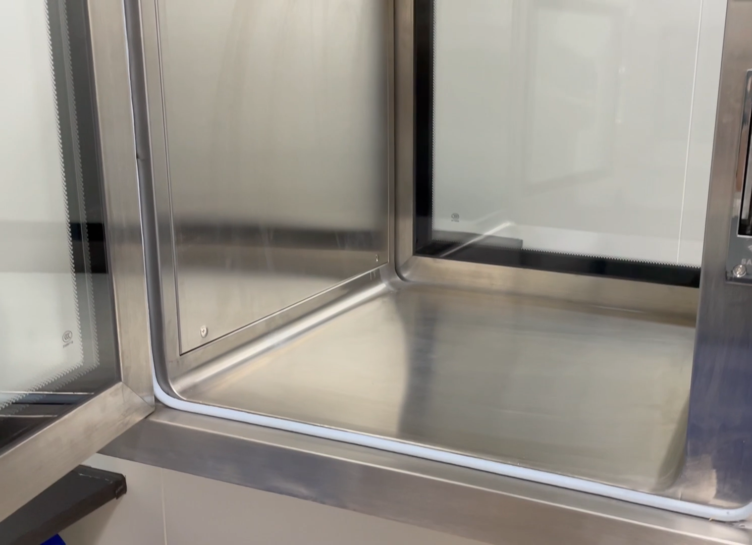 Customize Cleanroom Static Passbox And Dynamic Passbox