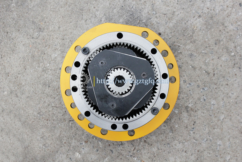 201-26-00130 Komatsu Excavator Swing Gear Box PC60-7 PC70-7