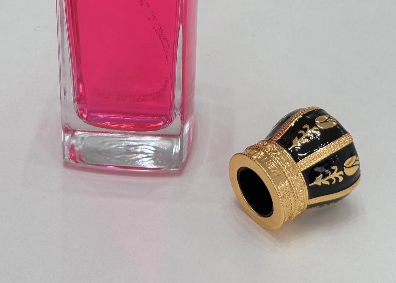 Exquisite Black / Gold Diamond Zamak Perfume Caps For Standard Bottle Necks