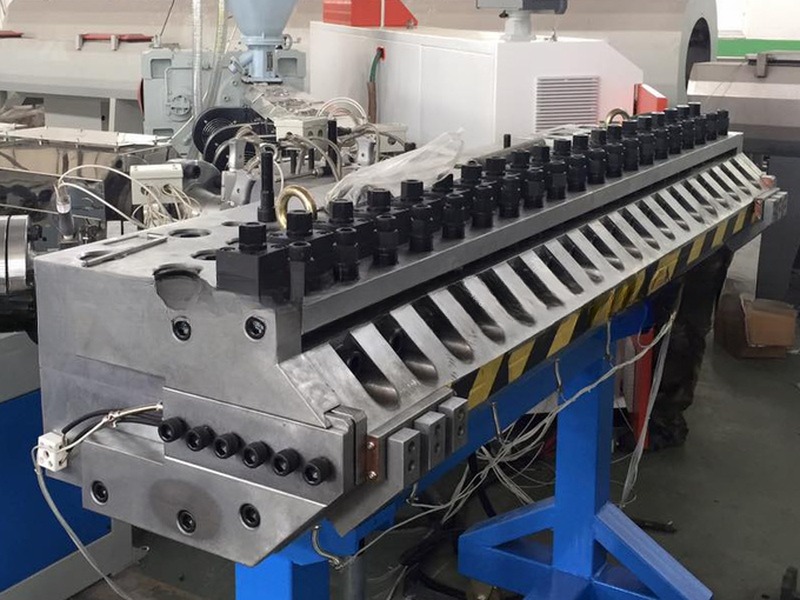2020 Latest Technology PVC Sheet Production Line
