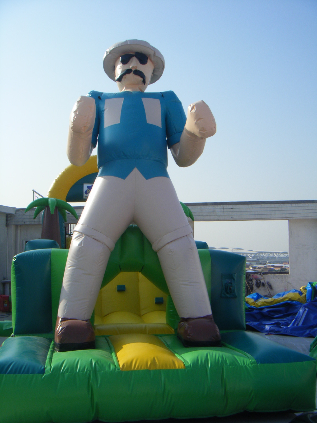 Cartoon Obstacle Course Inflatable Sports Games With Tunnel N Climbing Wall