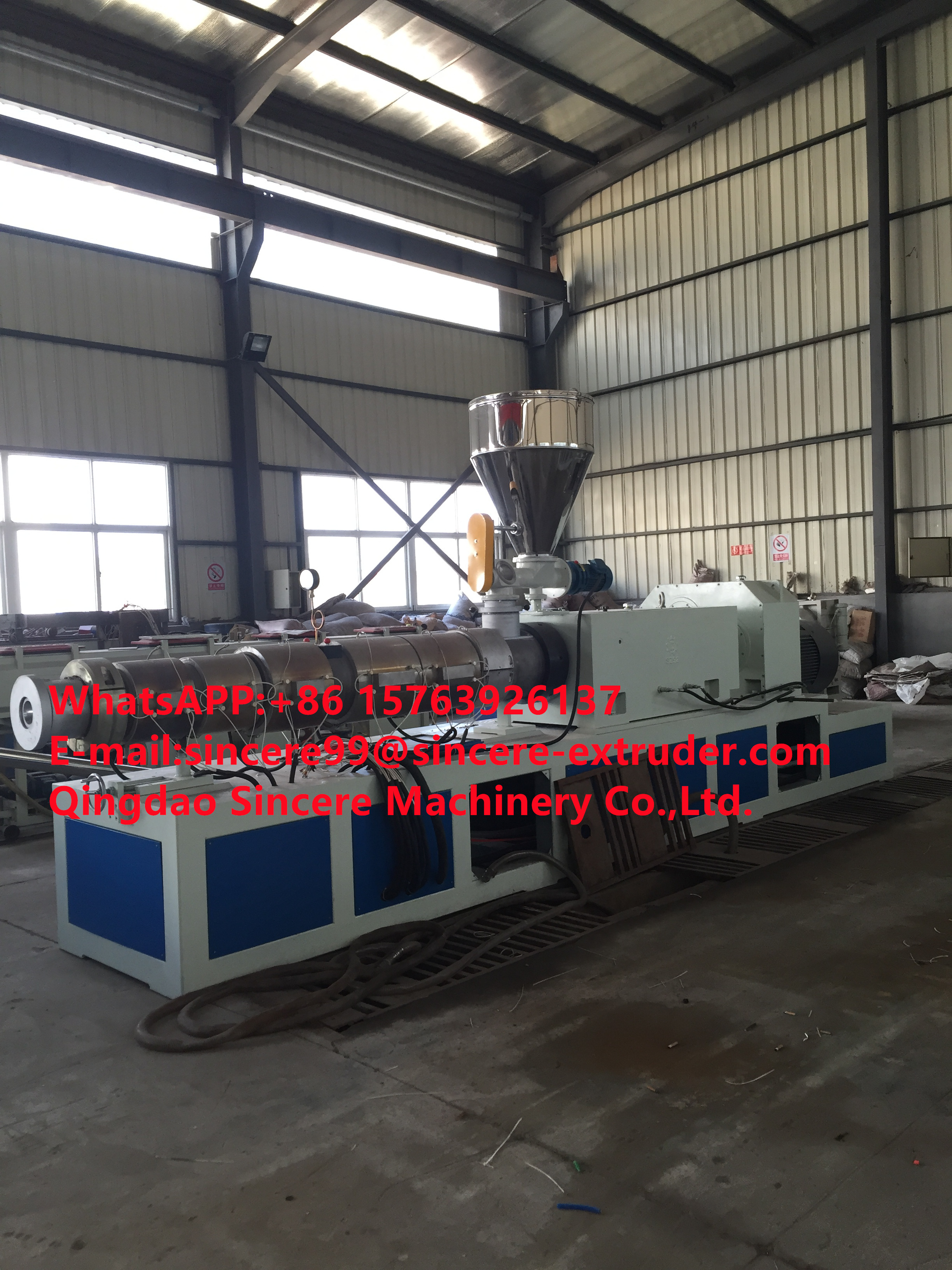 PVC WPC Wooden Flooring Extrusion Machinery