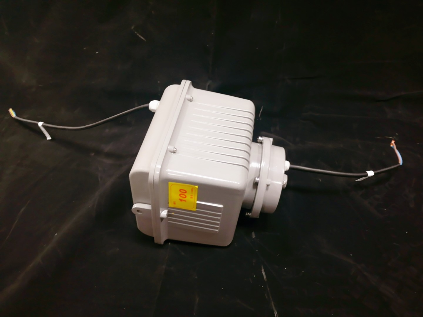15Kg Ceiling Lamp Remote Lighting Lifter Equipment Heavy Duty