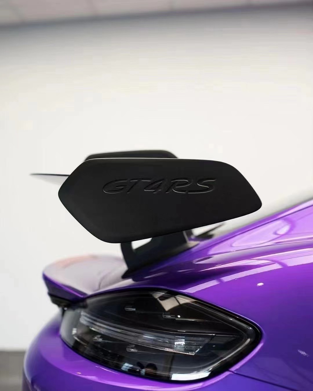 Auto Parts for Porsche 718 981 987 Carbon Fiber Spoiler 718 981 987 Upgraded GT4RS Style Tail Spoiler