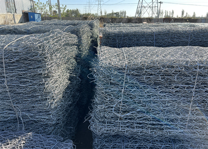 Steel Customizable Gabion Baskets 1mx1mx1m Box Protection For River Courses