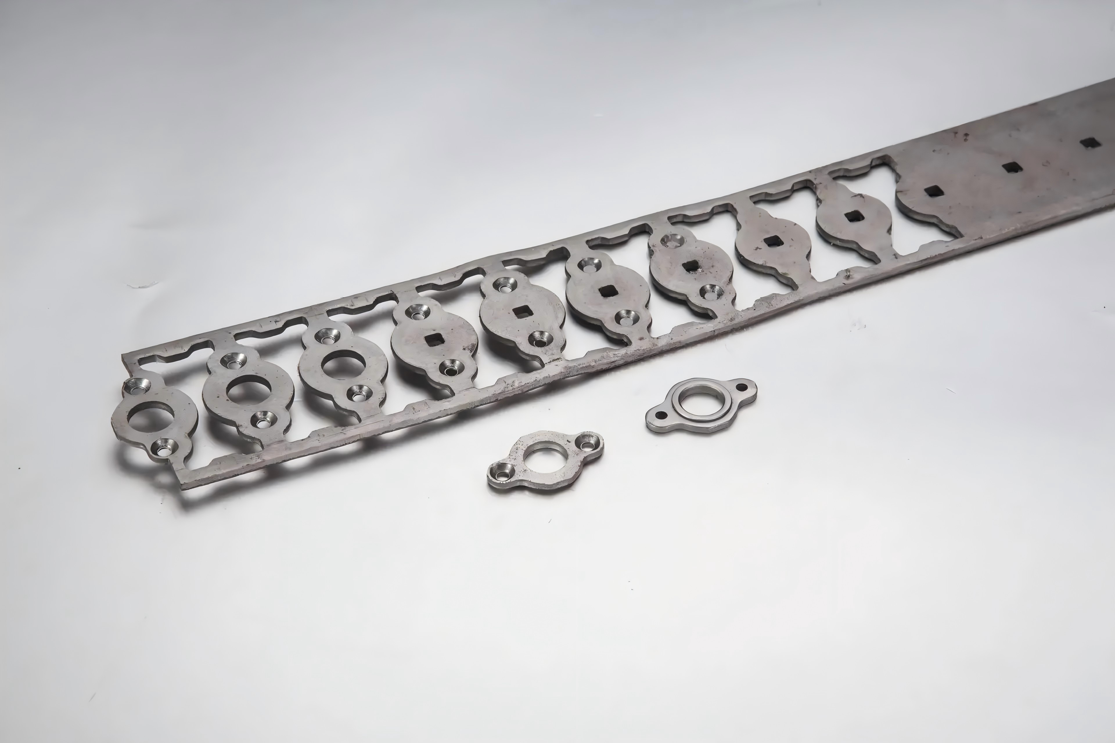 JYH Sheet Metal Fabrication Services Custom Metal Stamping Parts Frame
