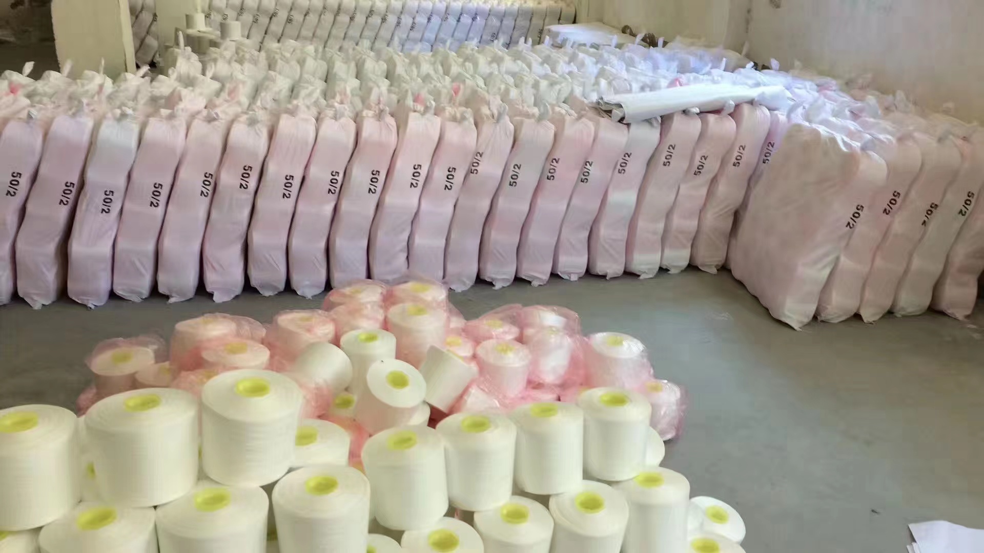 Manufacture Produce Spun Polyester Yarn OEM Raw White 60/2 with Chemical Resistance