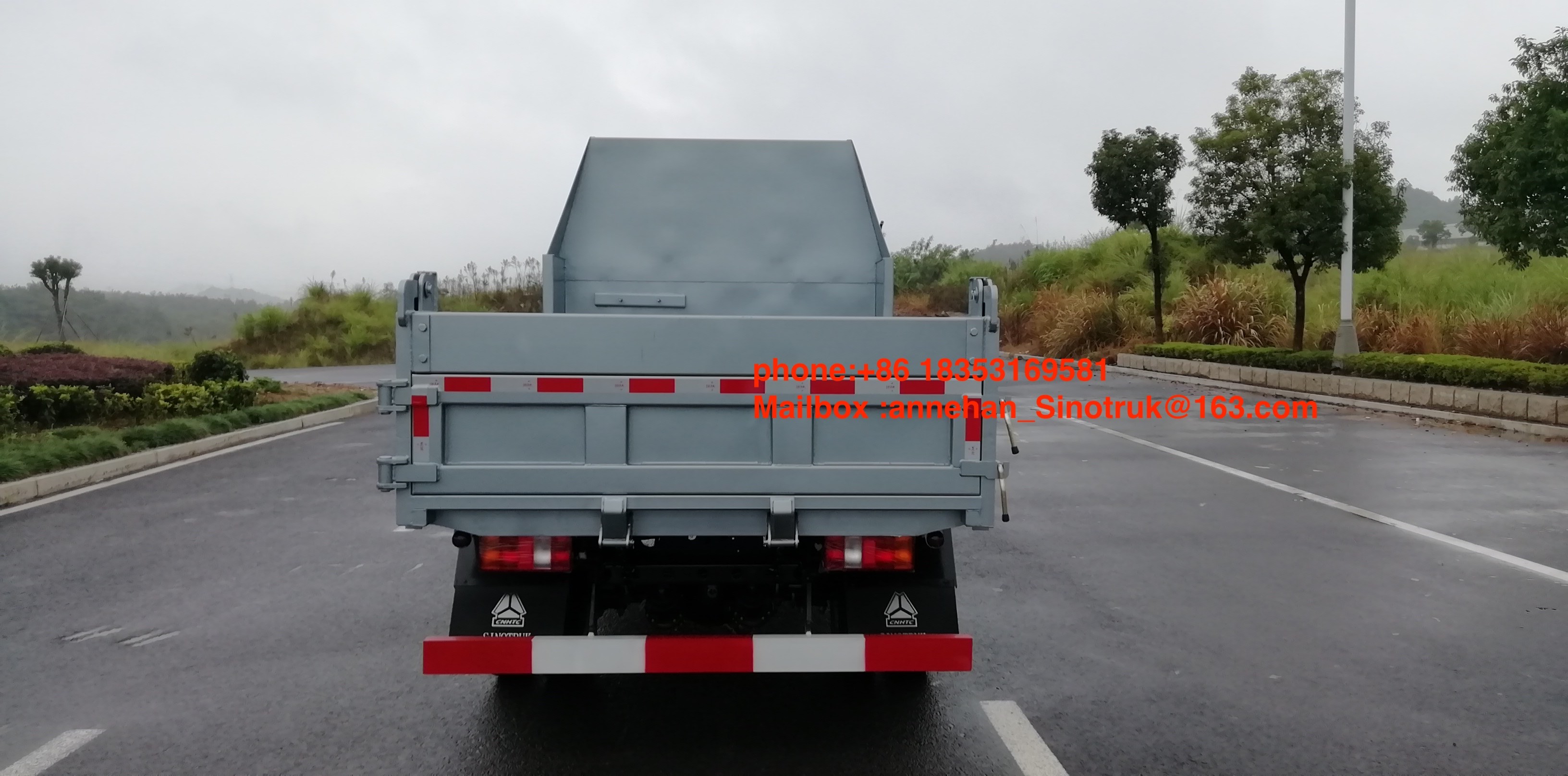 4x4 5-10t Load Capaicty Light Duty Commercial Trucks Sinotruk Brand Euro3 Lhd