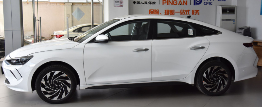 Hyundai Feista pure electric 2020 GLS free travel version 4 door 5 seats Compact sedan