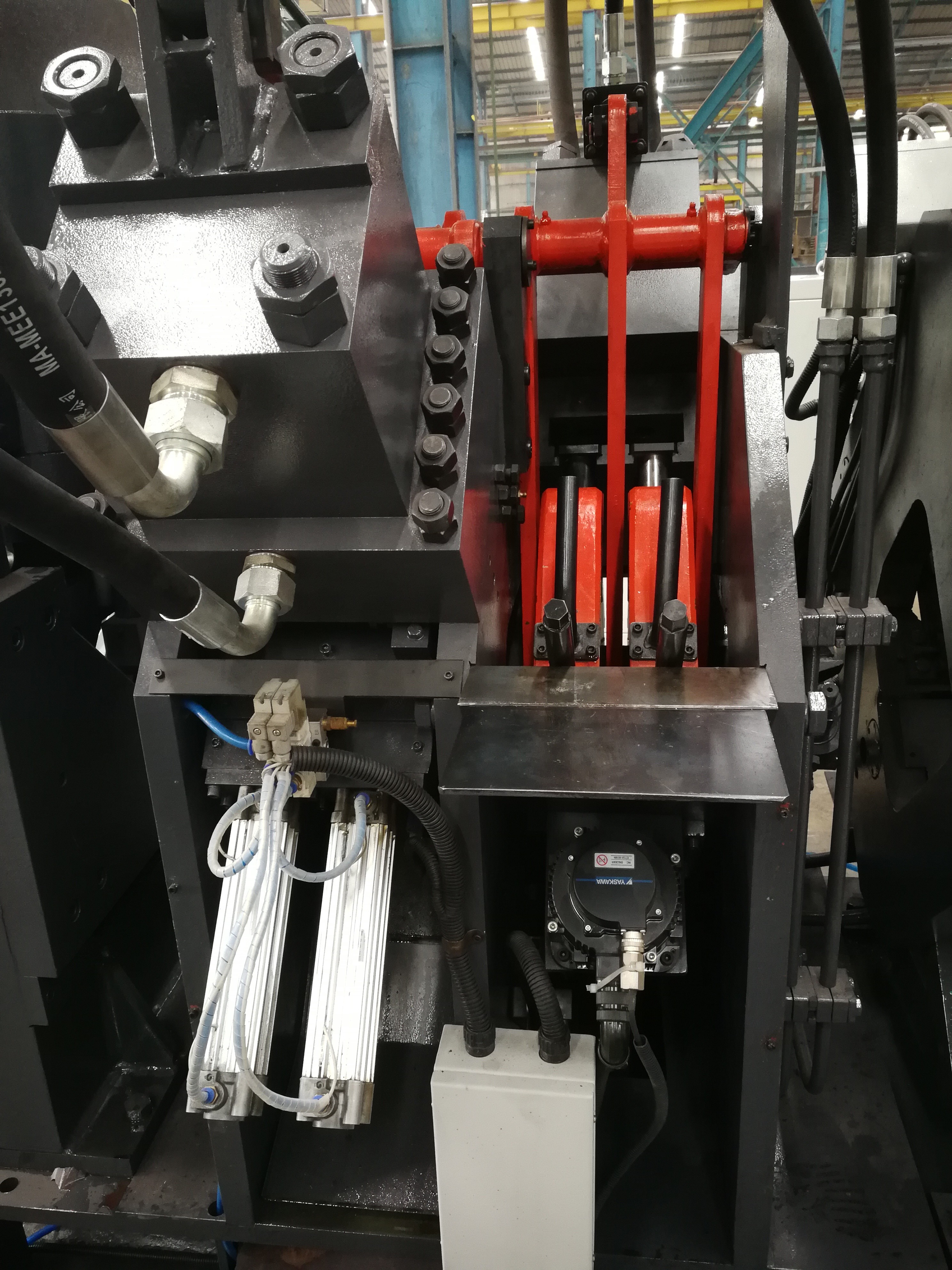 China Hot Sale High Speed CNC Angle Steel Punching, Marking and Cutting Machine Line