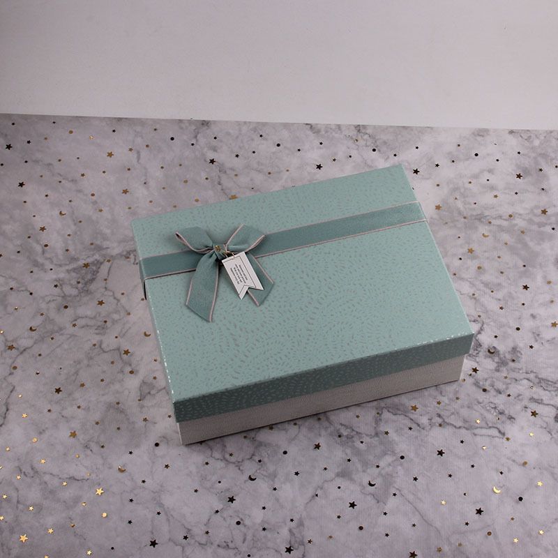 Fashionable Stylish Various Patterns Custom Logo Printed Cardboard Paper Packaging Carton Luxury Christmas Gift Paper Box