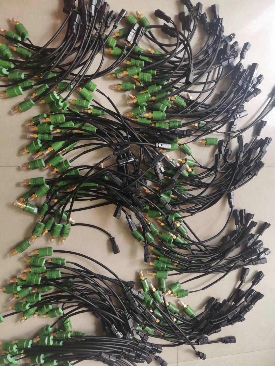 206-06-61130 Excavator Electrical Parts PC200-7 PC220-7 PC300-7 PC360-7 Pressure Sensor Switch