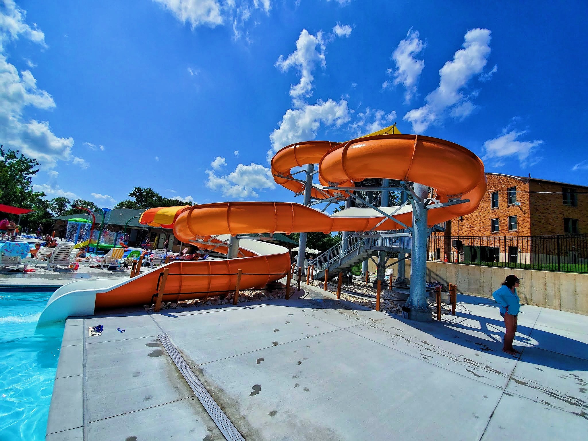 Outdoor Playground Swimming Pool Equipment Fiberglass Spiral Slide
