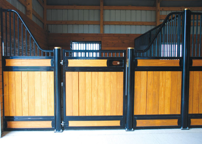 Durable Easy To Stall Steel Horse Stables Durable Wood Materials