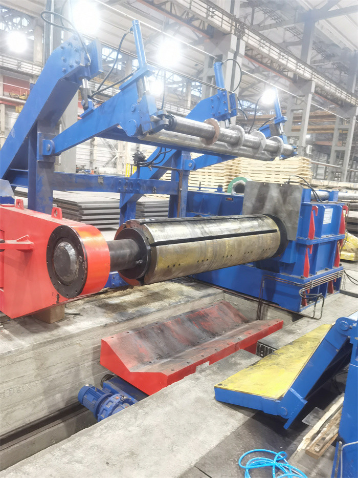 Q235 S355 Steel Coils Slitting Line Machine Heavy Gauge Slitting Line 14 X 2000