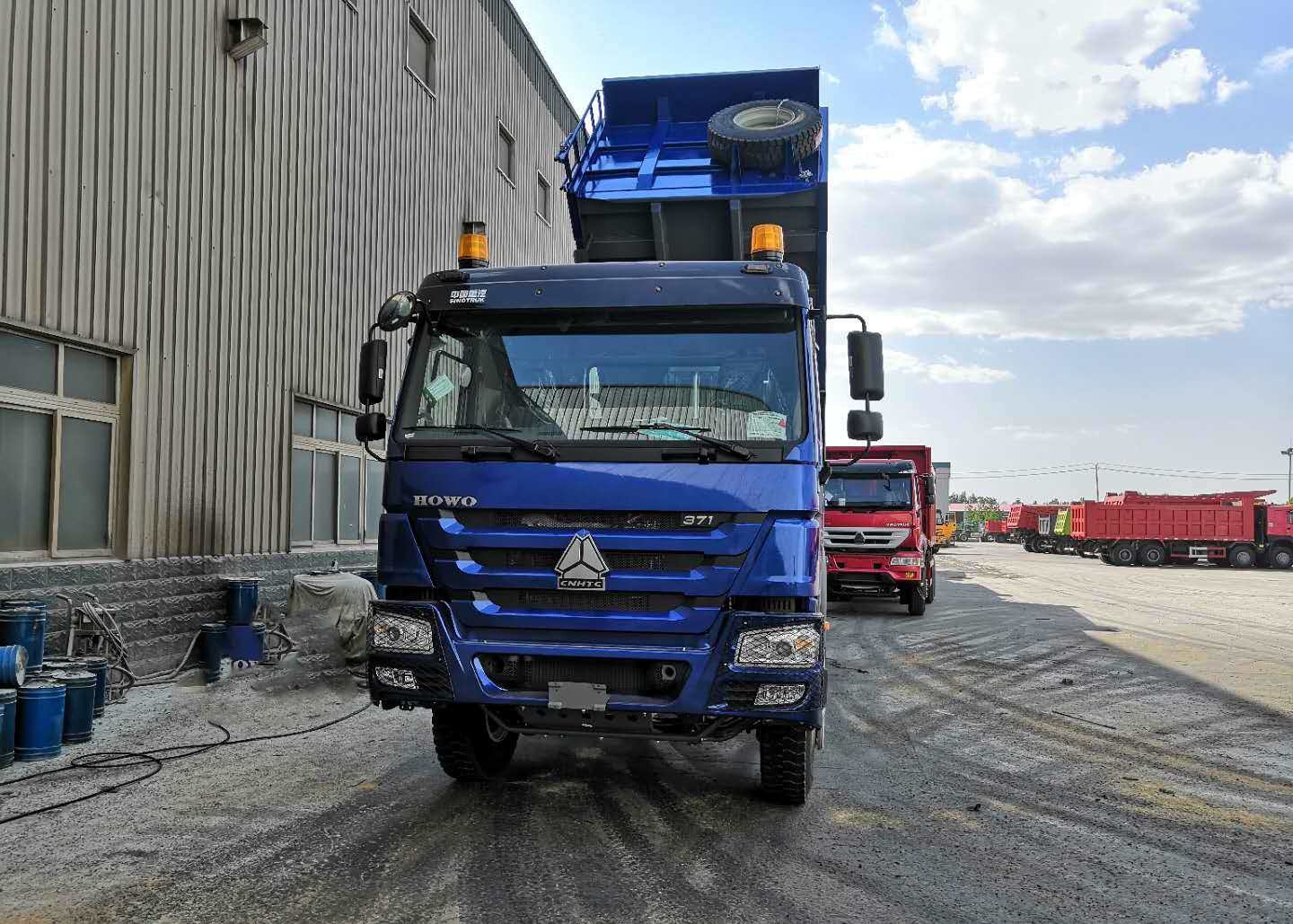 Blue 371 Horse Power Tipper Heavy Duty Dump Truck